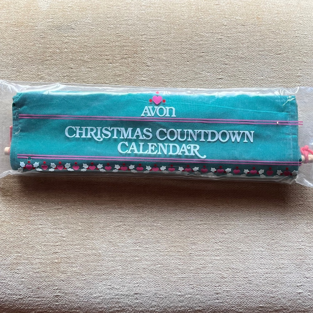 Very Rare New Old Stock 1987 Avon Christmas Countdown Calendar